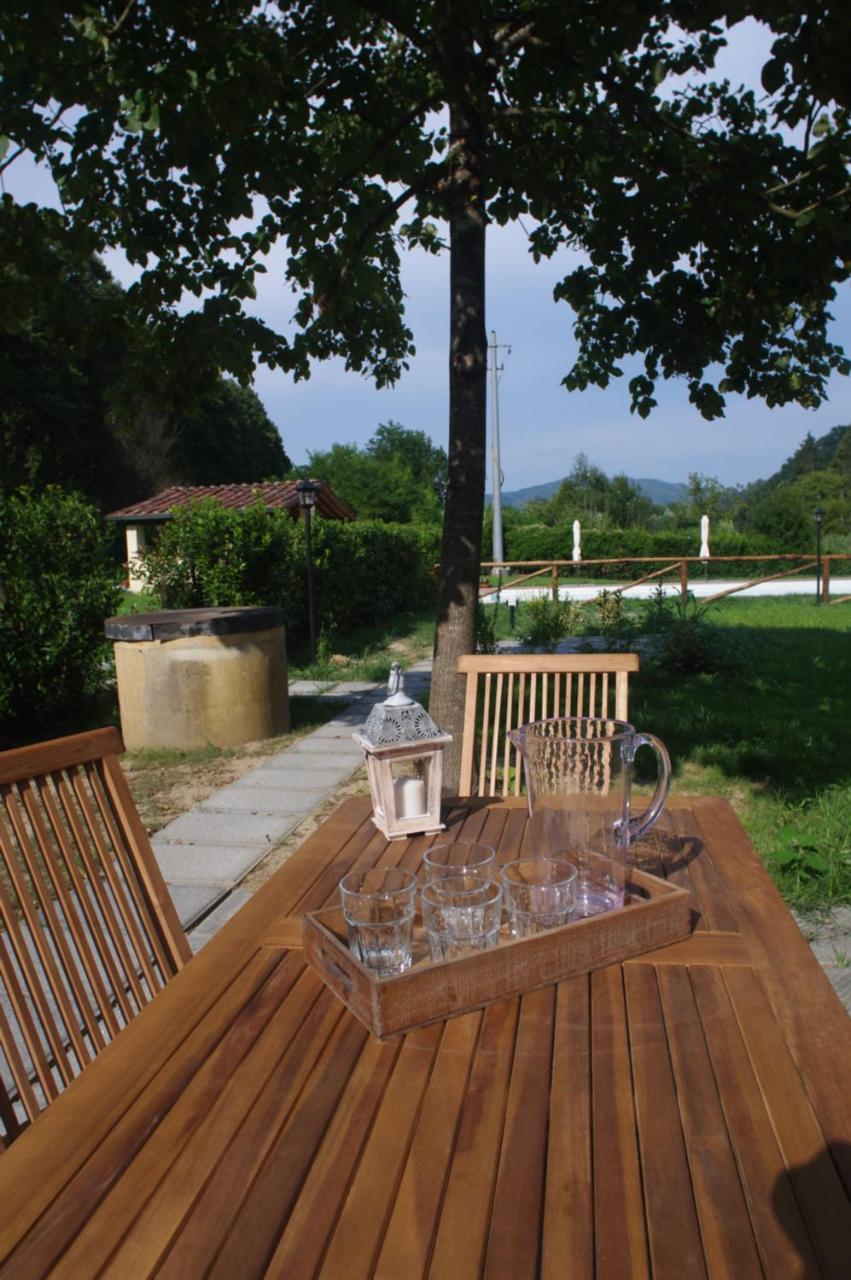 Casale La Fata -Tipico Toscano Immerso Nelle Colline Tra Lucca E Versilia, 6 Appartamenti Indipendenti Camaiore Zewnętrze zdjęcie