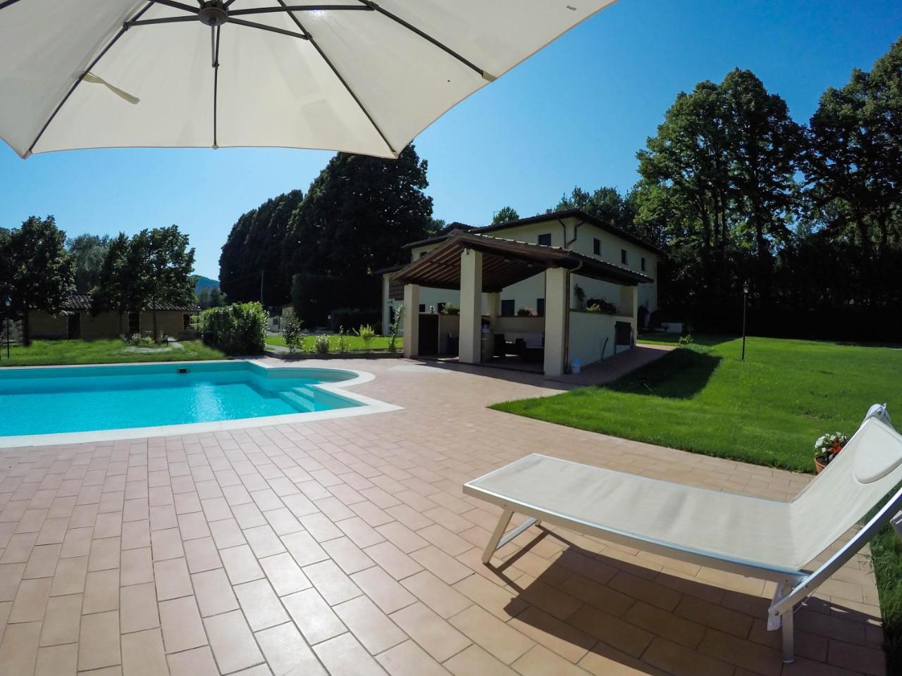Casale La Fata -Tipico Toscano Immerso Nelle Colline Tra Lucca E Versilia, 6 Appartamenti Indipendenti Camaiore Zewnętrze zdjęcie
